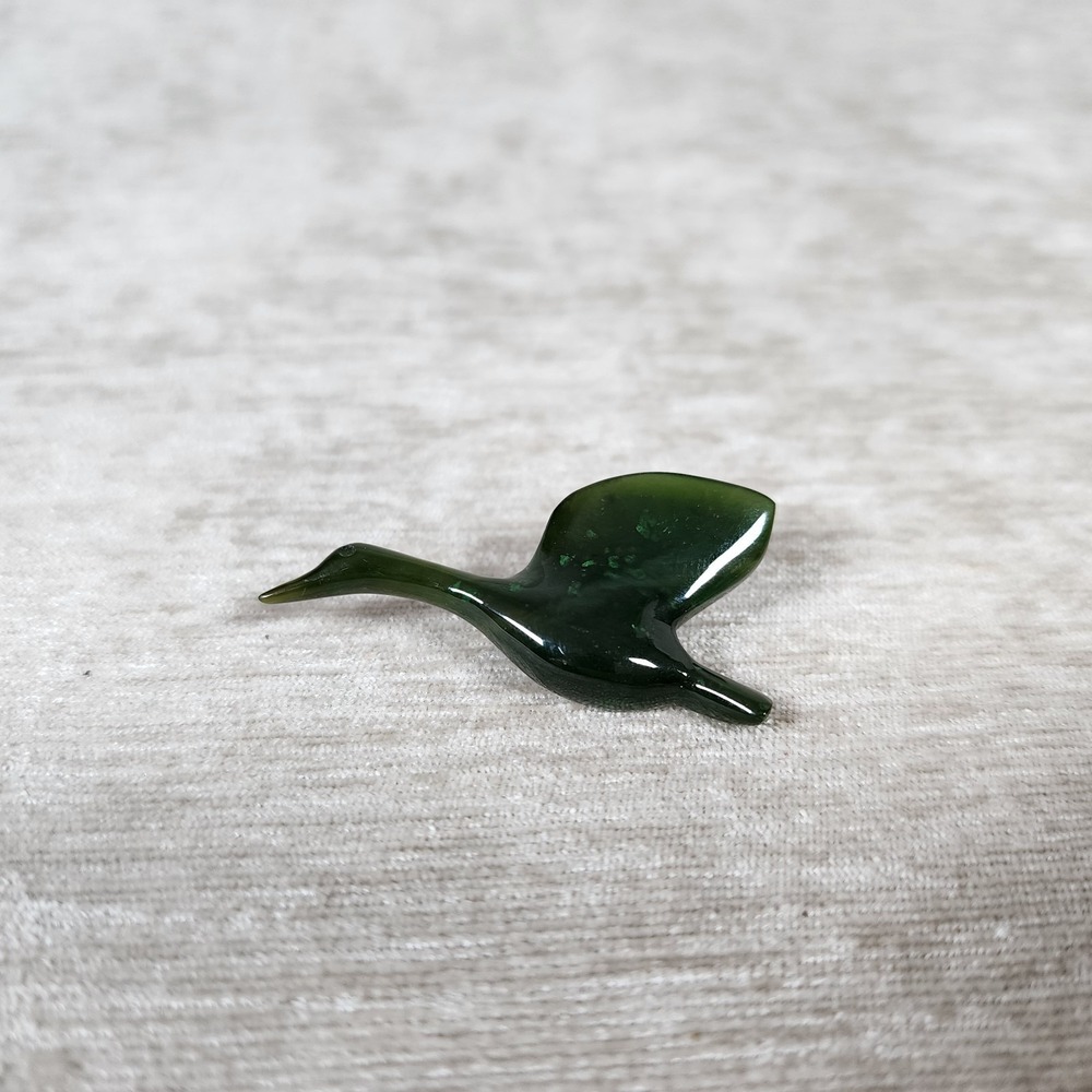 Vintage dark green JADE Flying Goose Duck Pin Brooch